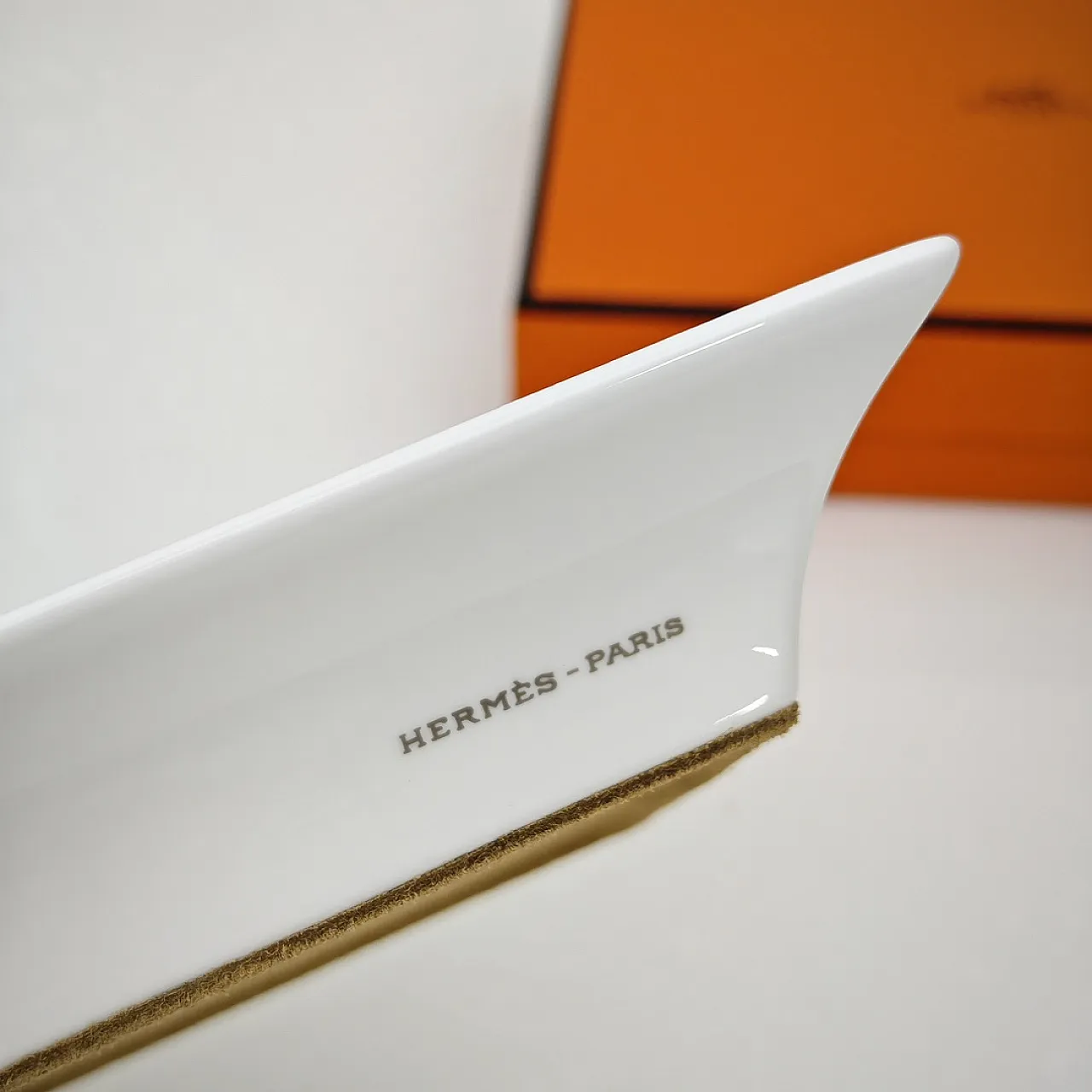 Hermes Parade en Fanfare change tray 6