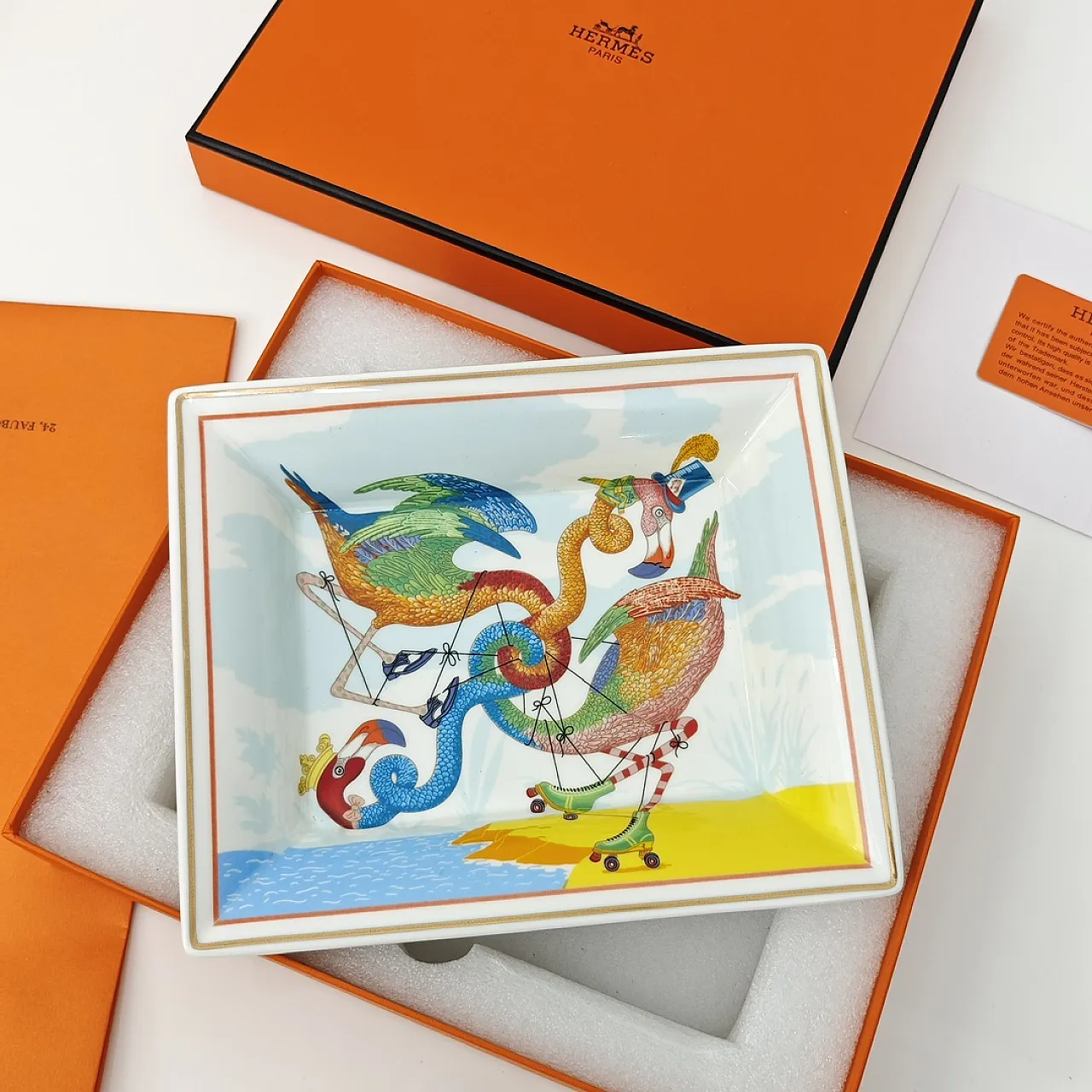 Hermes Tied Up in Knots change tray 1