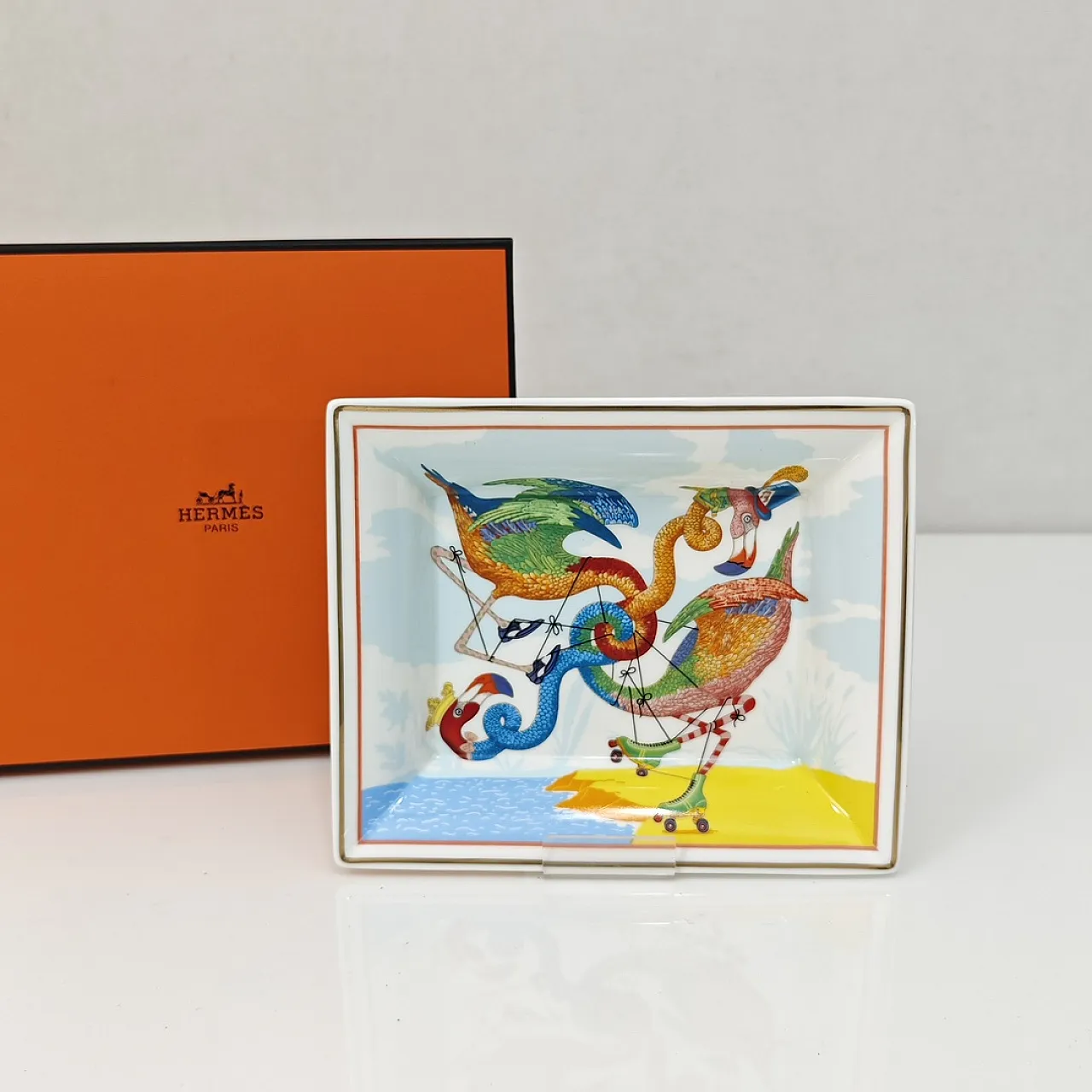 Hermes Tied Up in Knots change tray 9