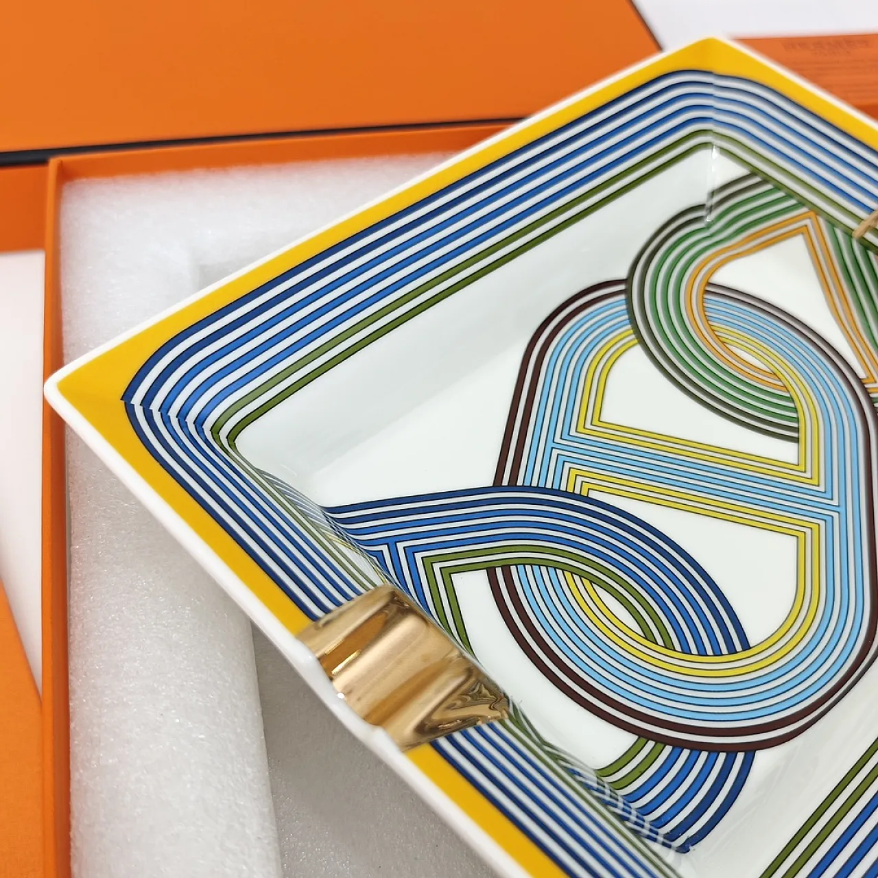 Hermes Circuit 24 Faubourg ashtray 5