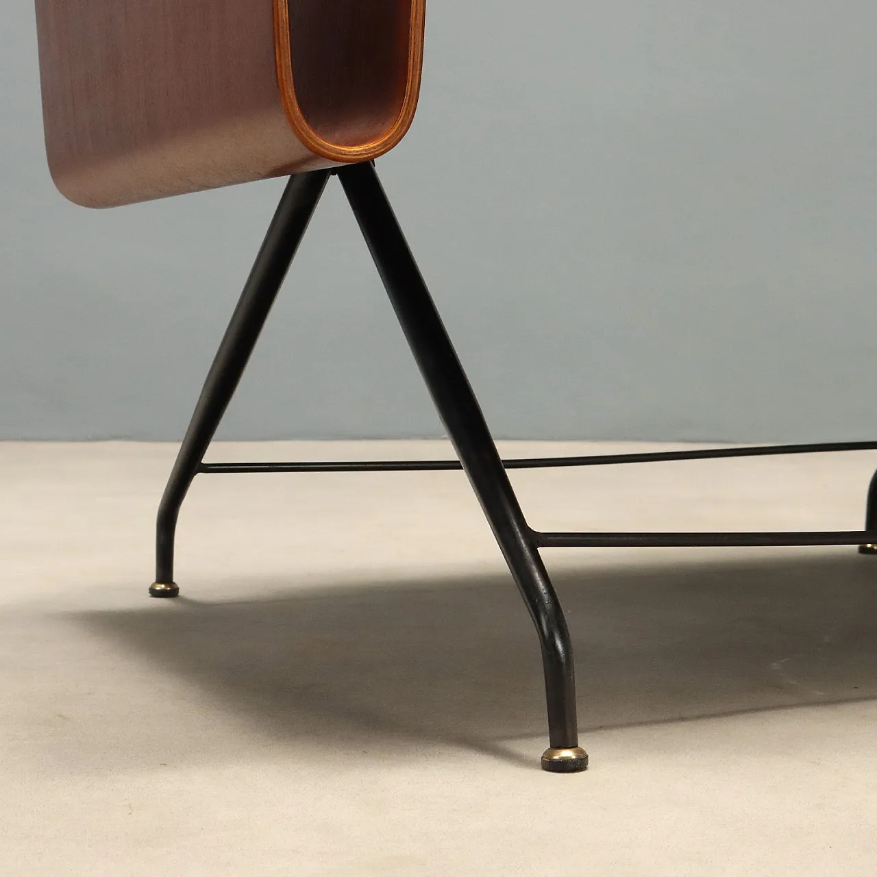 Tavolino di Industria Legni Curvati, anni '50 5
