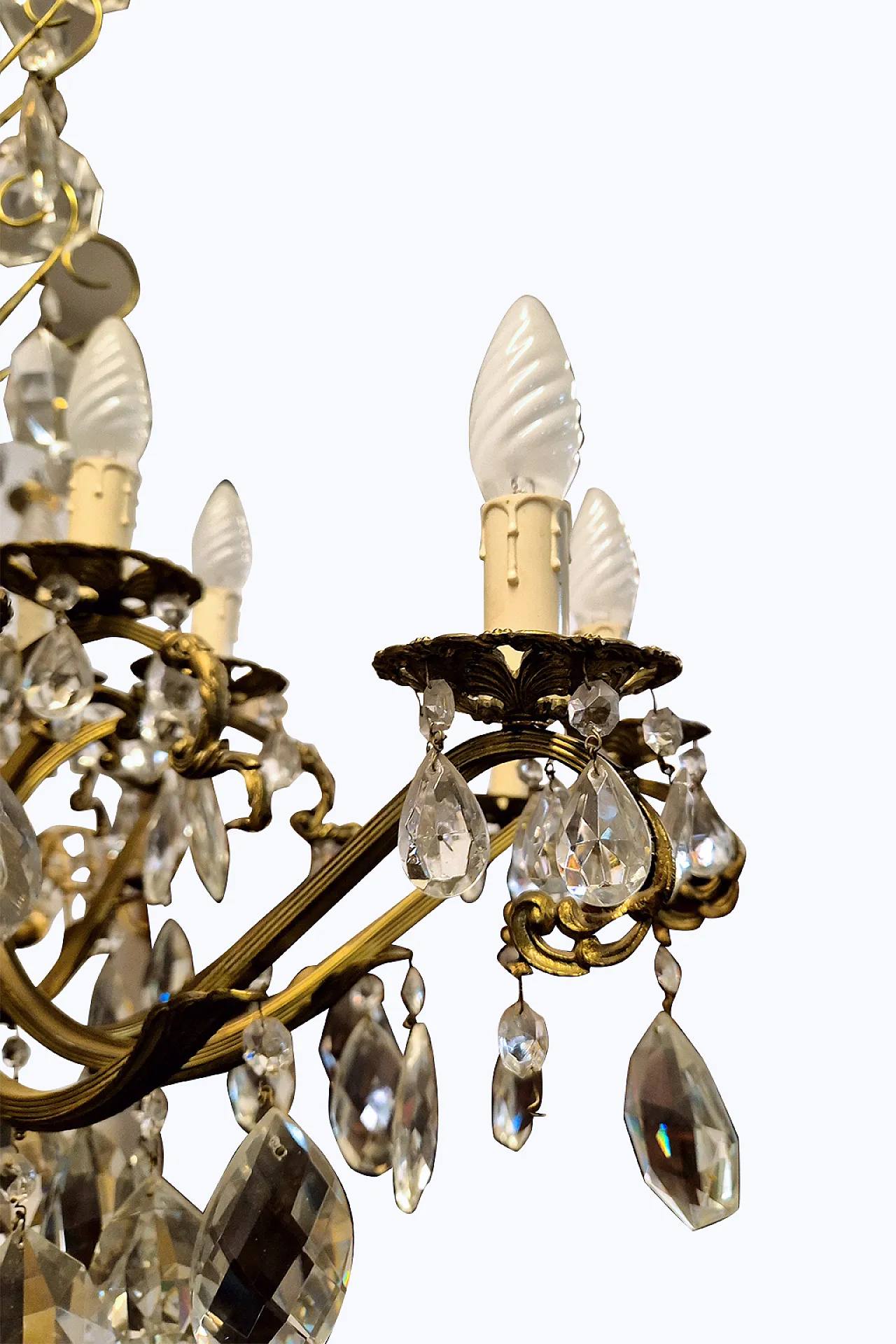 King Umberto di Savoia chandelier with 18 lights in bronze, 19th c. 12