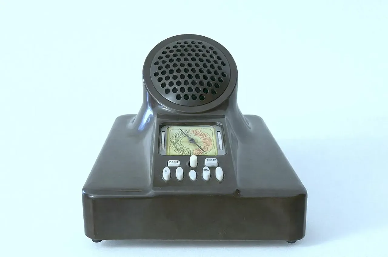 Radio Phonola mod. 547 by Castiglioni / Dominioni, 1940s 1