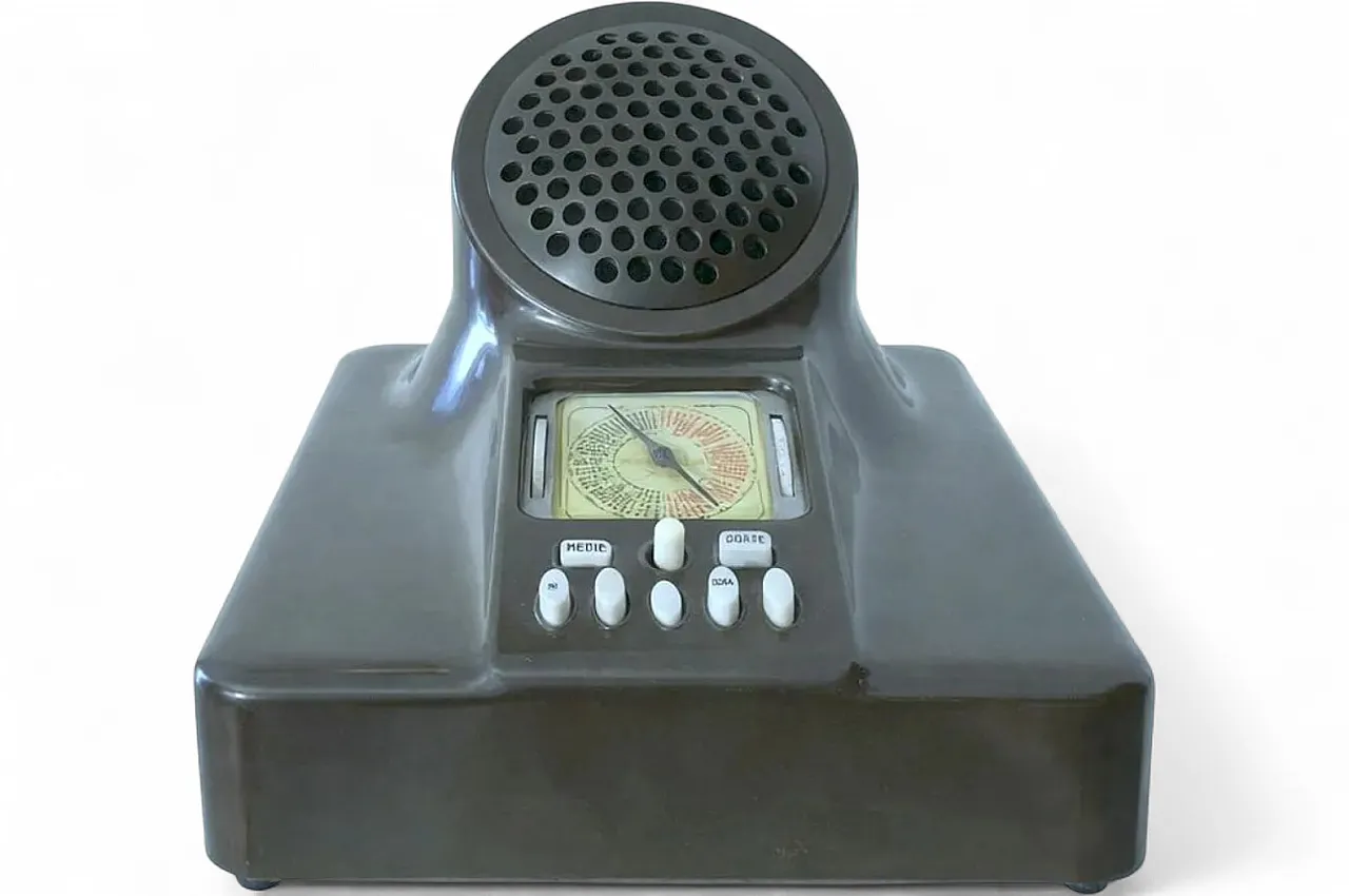 Radio Phonola mod. 547 by Castiglioni / Dominioni, 1940s 7