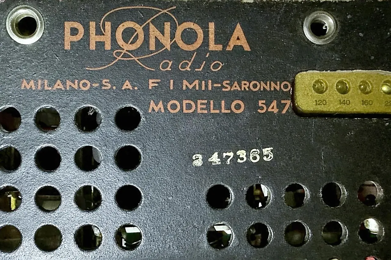 Radio Phonola mod. 547 by Castiglioni / Dominioni, 1940s 5