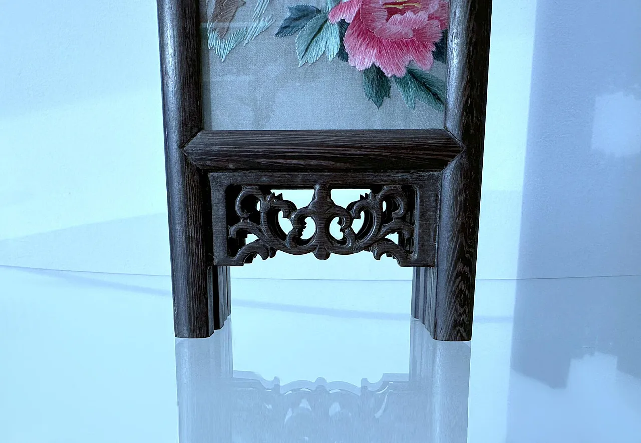 Double-sided tabletop screen, Suzhou silk embroidery, 1950s 9