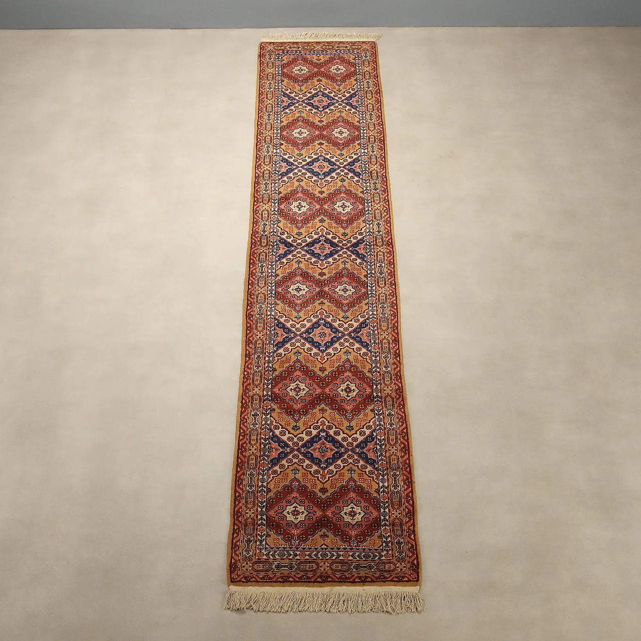 Ardebil rug in cotton and wool, 20th century 3