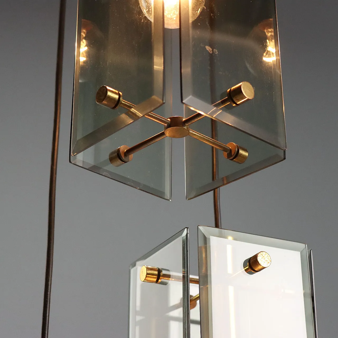 Lampada a soffitto in ottone e vetro fumé, anni '60 4