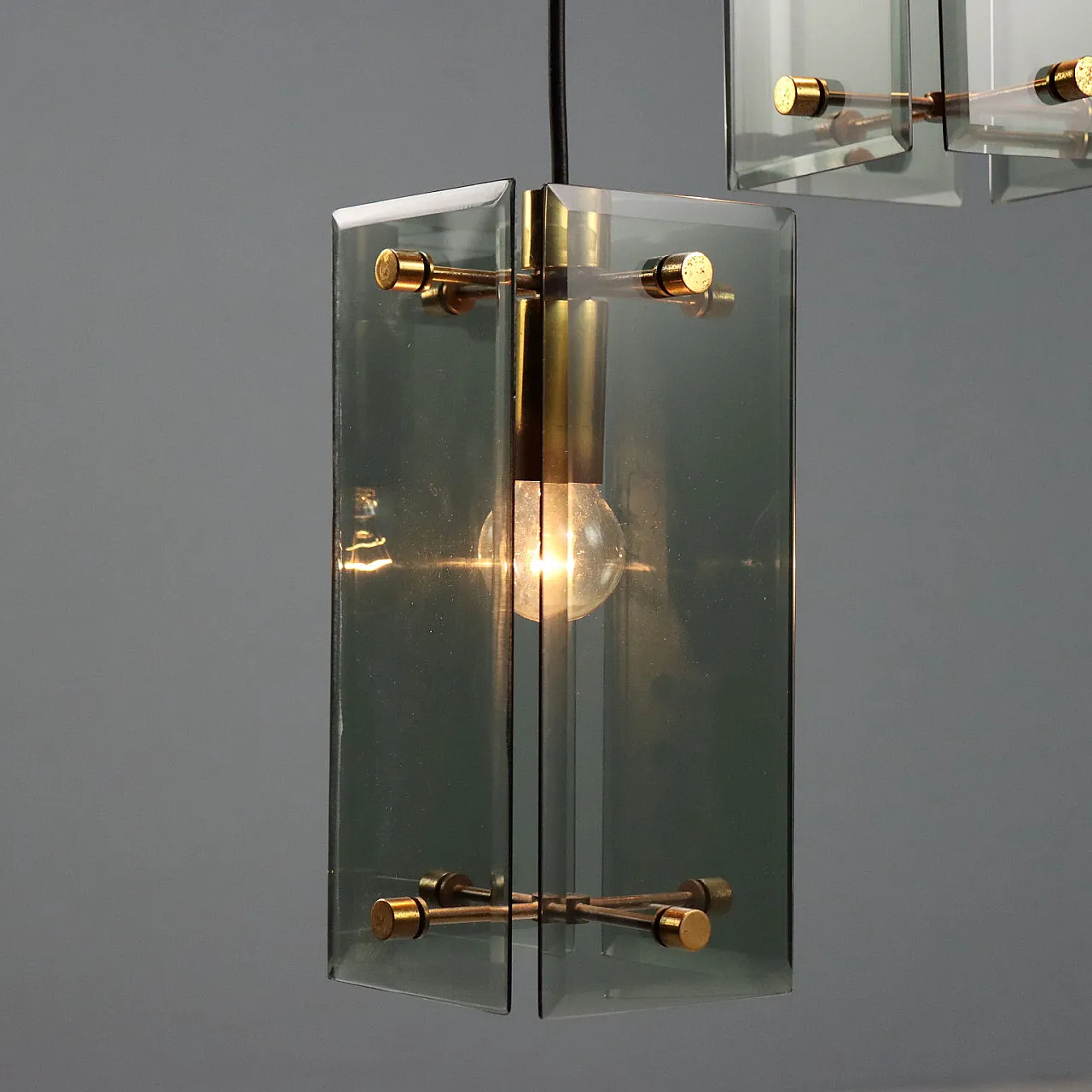 Lampada a soffitto in ottone e vetro fumé, anni '60 5