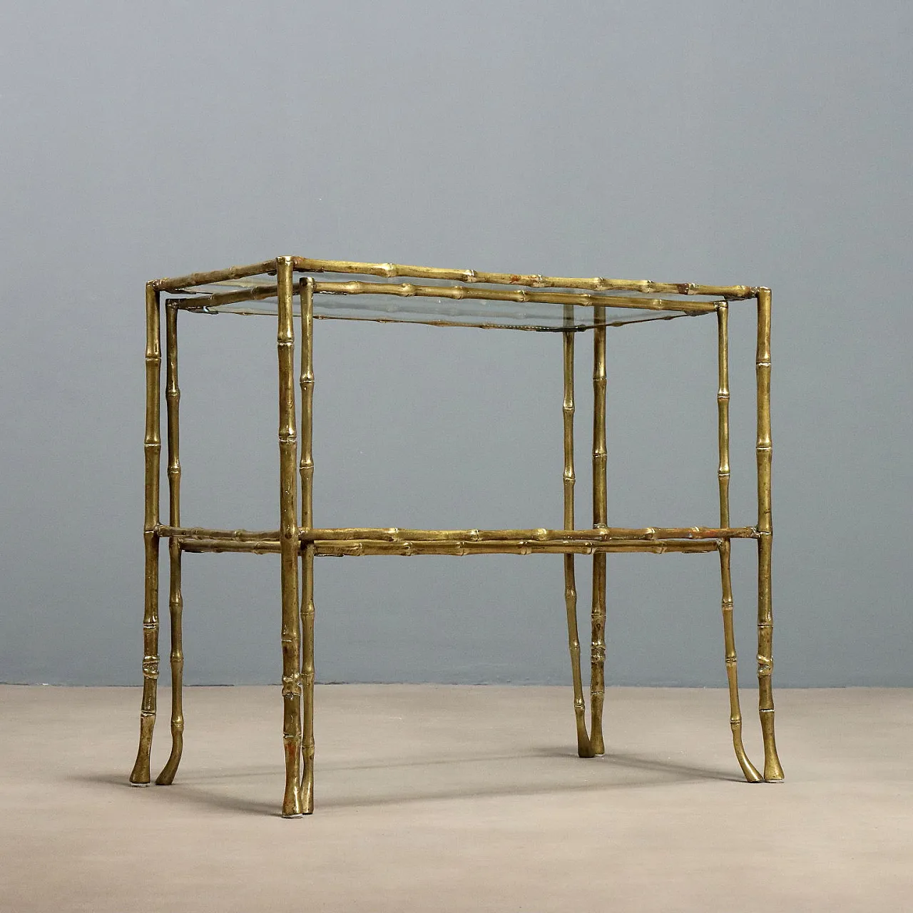 Pair of nest coffee tables with brass legs, 1960s 8