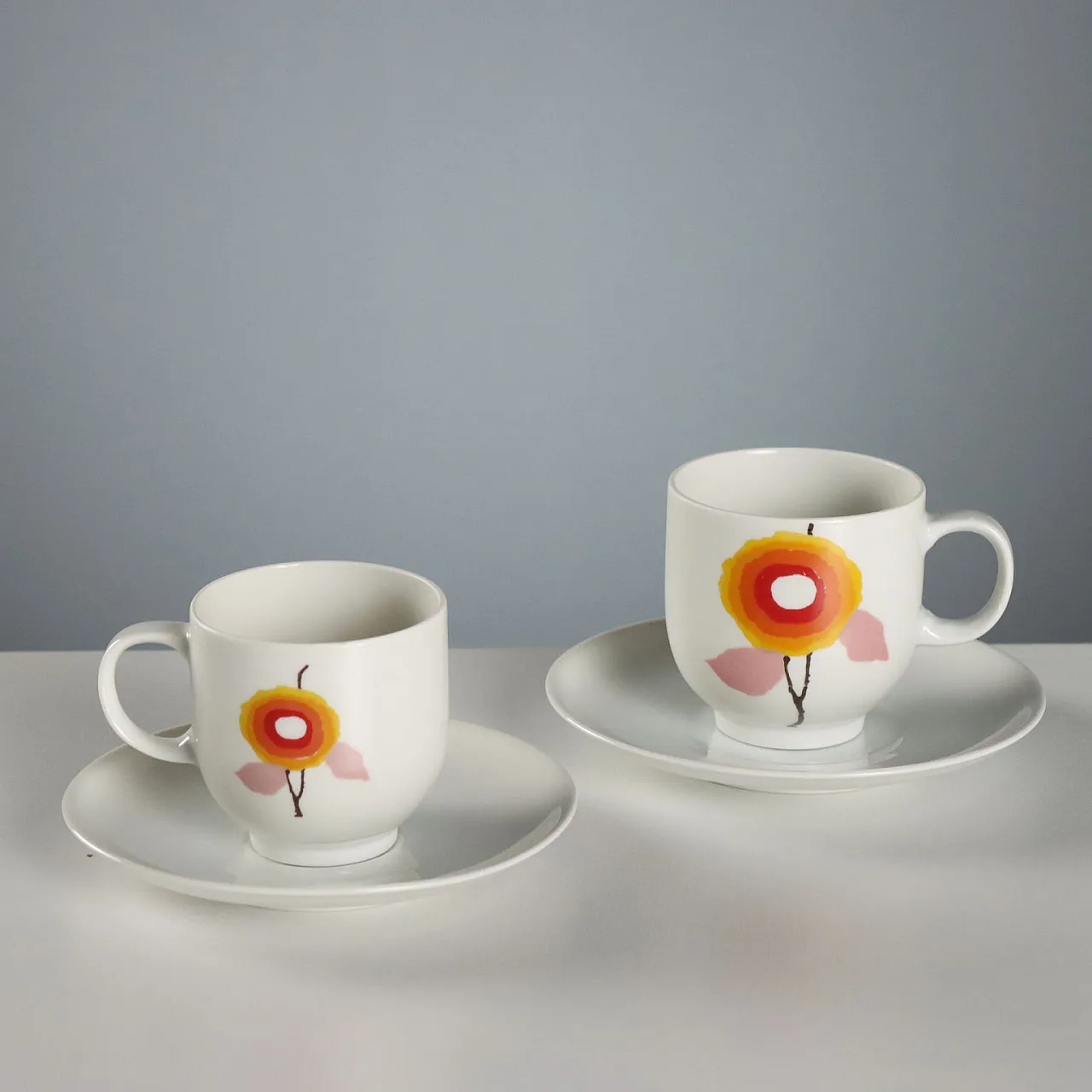 Hutscenreuther Manufacture tea and coffee service, 20th century 8