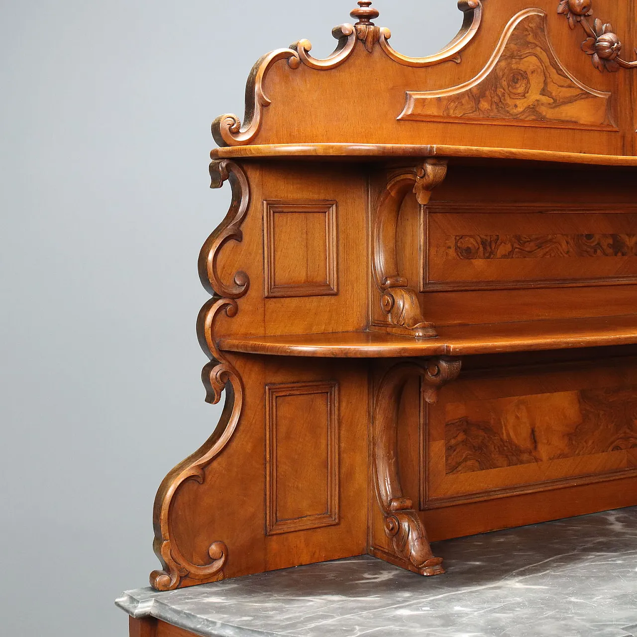Umbertina sideboard in walnut and walnut root, 20th century 5