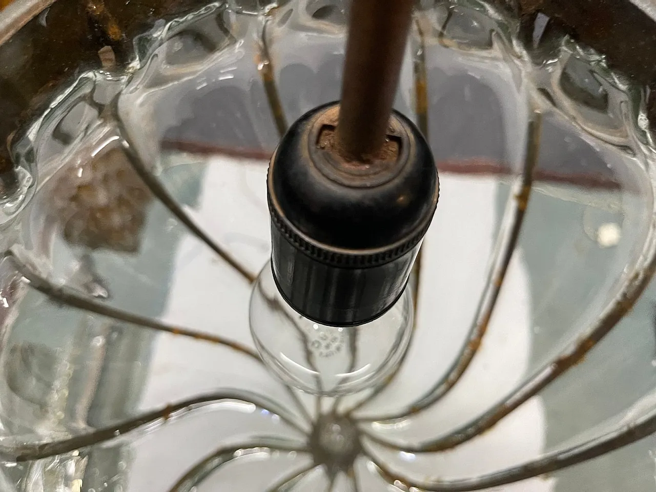 Pendant lamp in wrought iron and Murano glass, 1950s 7