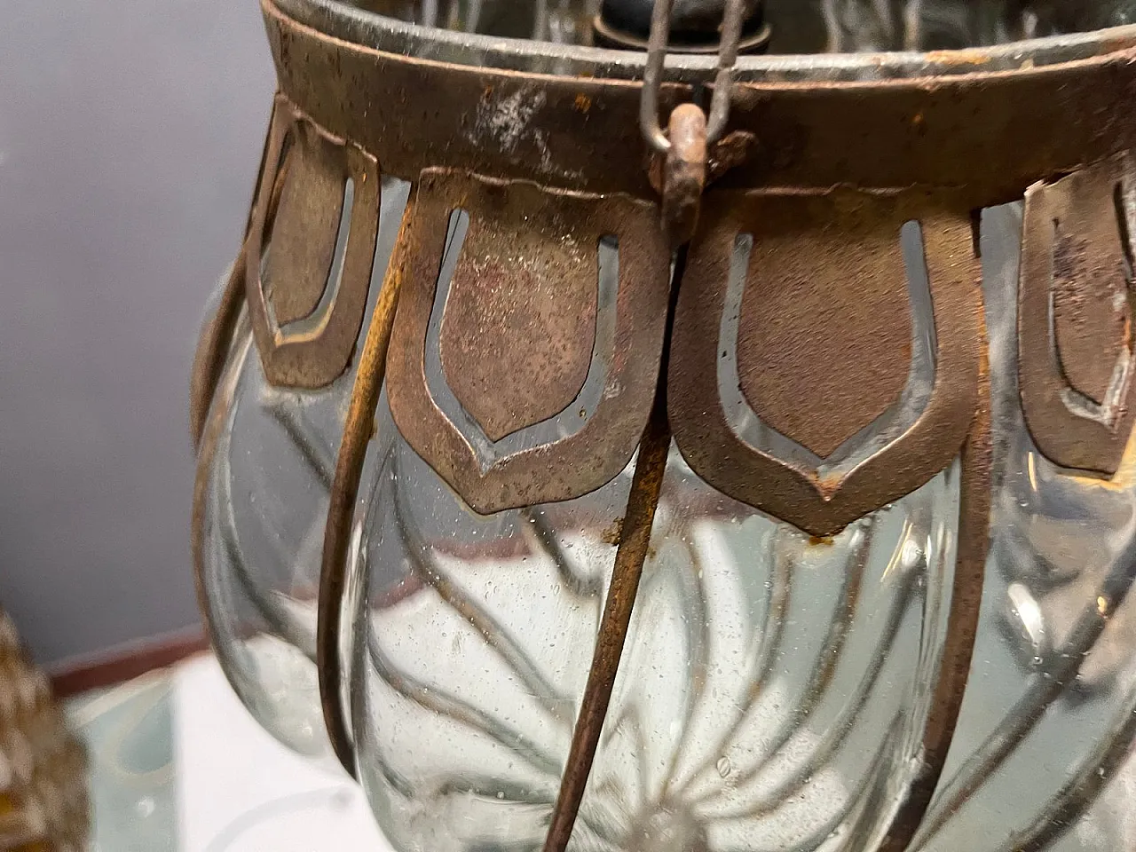Pendant lamp in wrought iron and Murano glass, 1950s 8