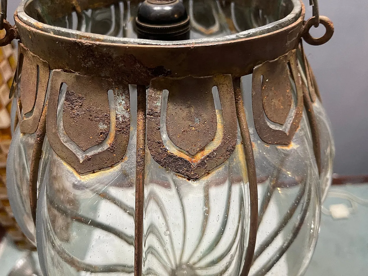Pendant lamp in wrought iron and Murano glass, 1950s 13