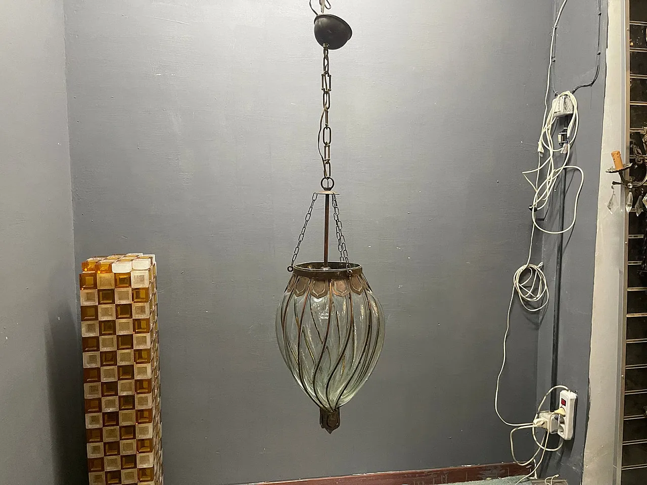 Pendant lamp in wrought iron and Murano glass, 1950s 17