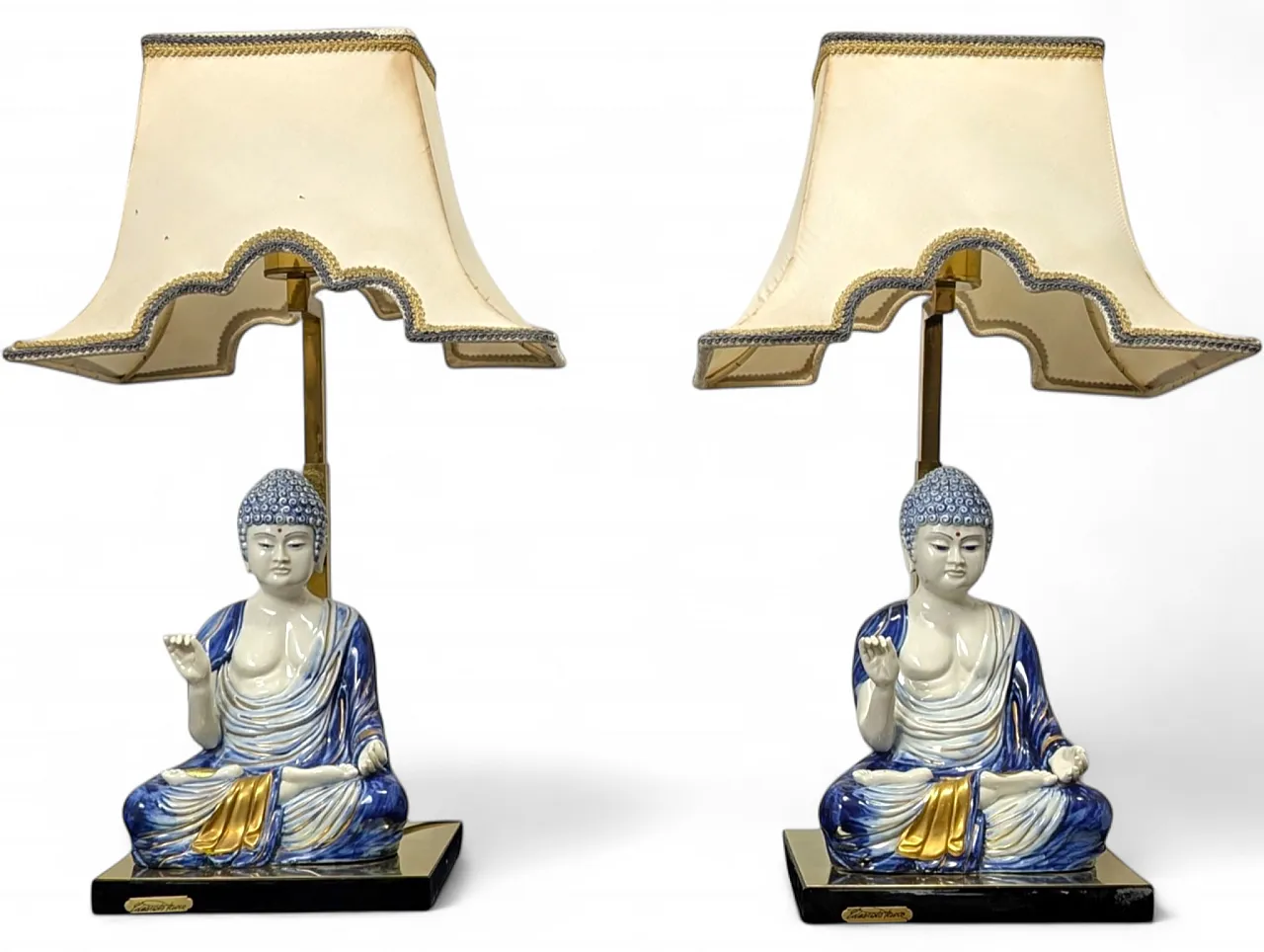 Pair of Edoardo Tasca Scultura Viva porcelain Buddha lamps 19