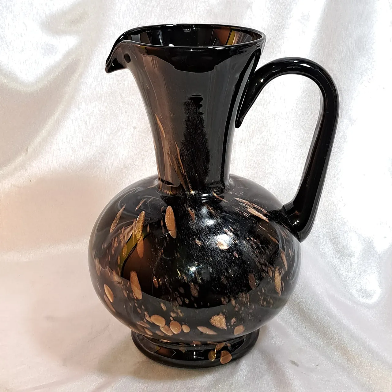 Black glass and aventurine vase attributable to Nason. 50s 5