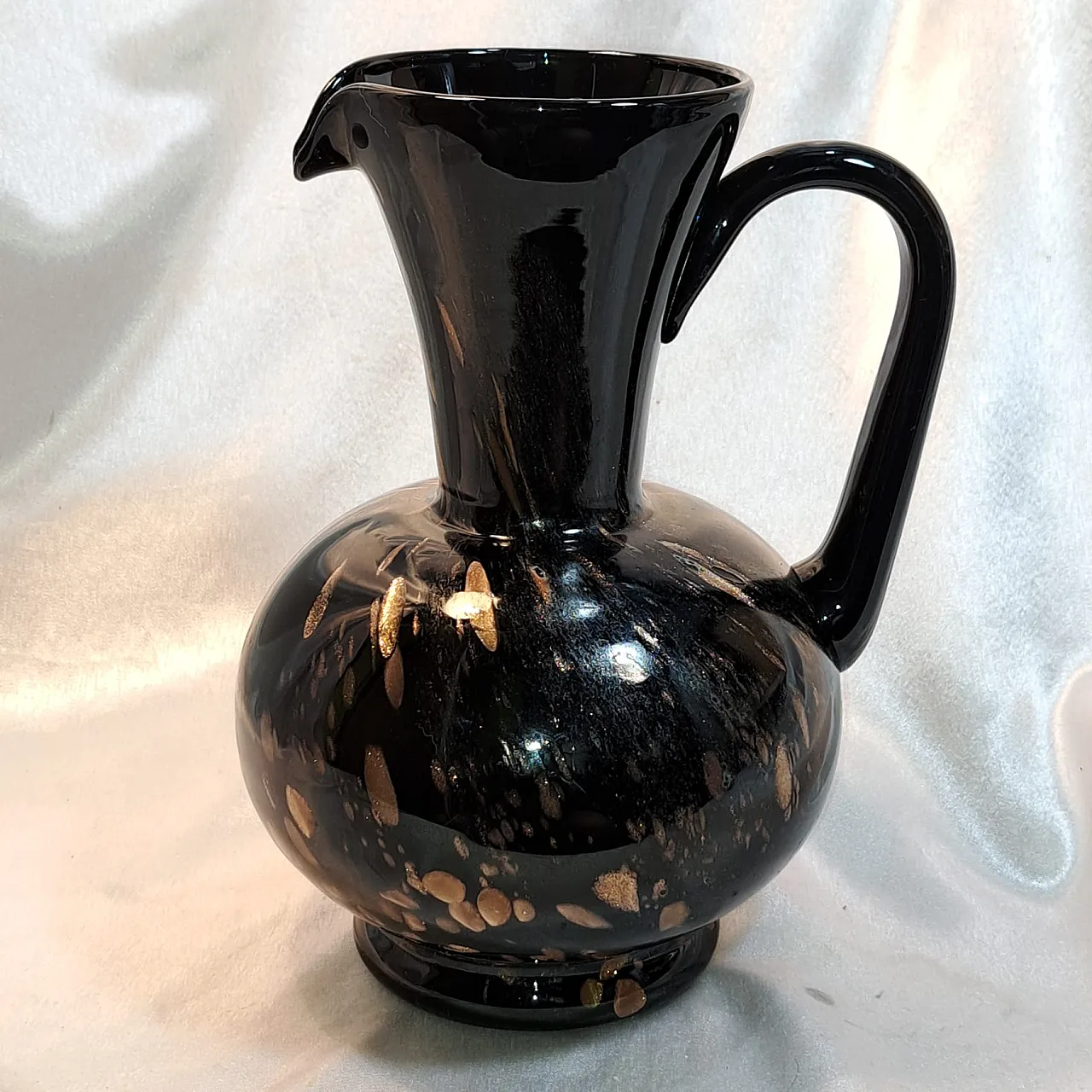 Black glass and aventurine vase attributable to Nason. 50s 11