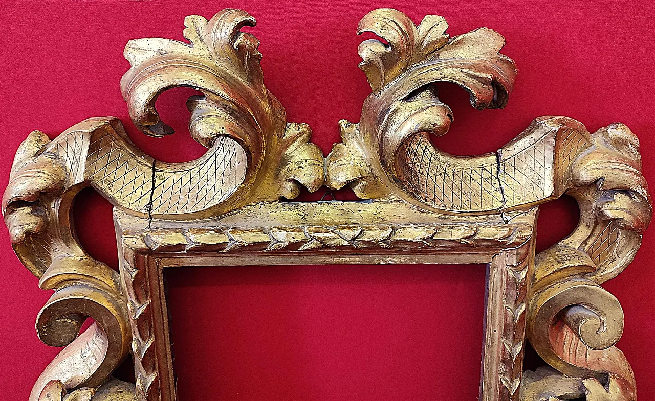 Gilded wooden frame, 17th century 2