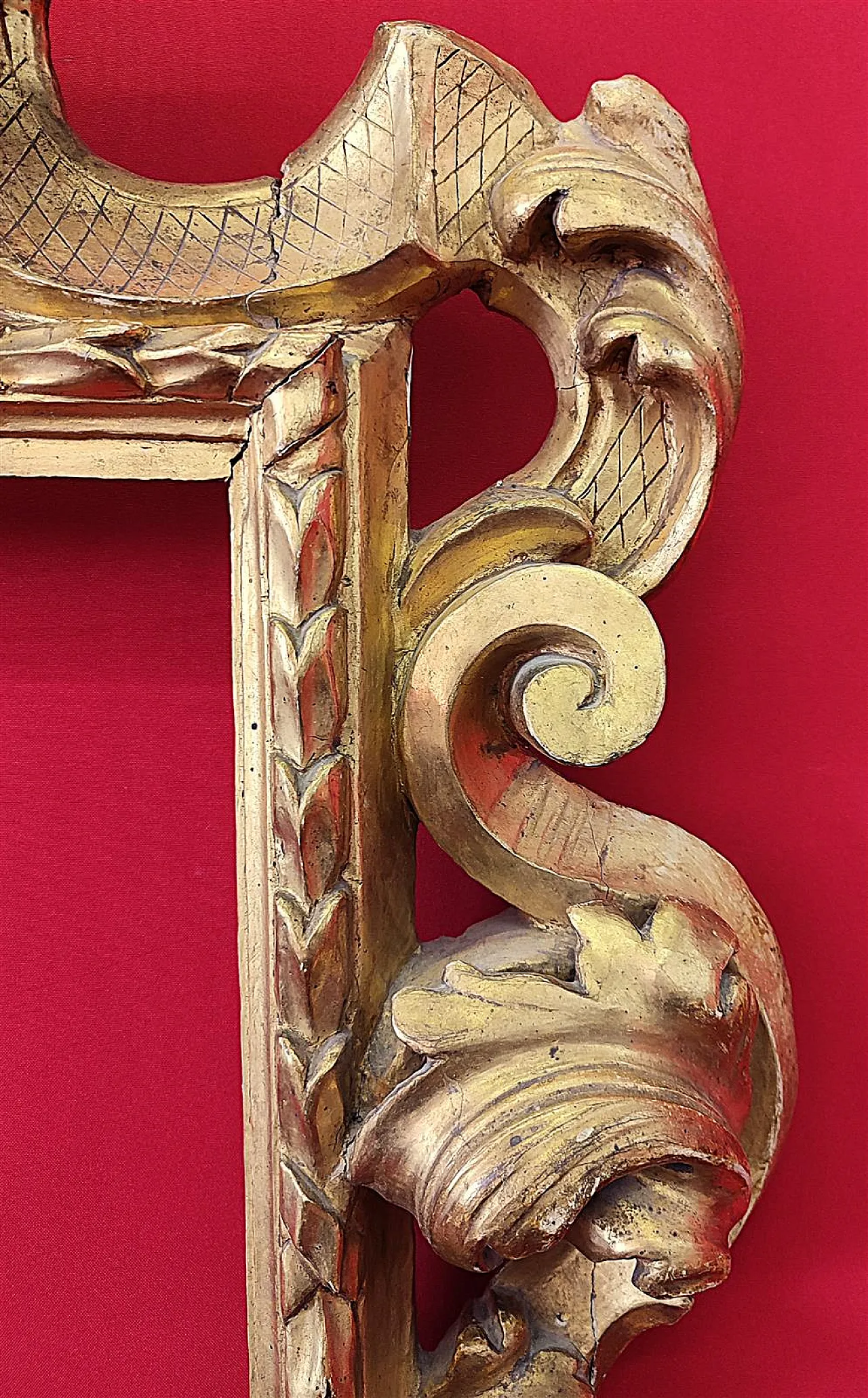 Gilded wooden frame, 17th century 4