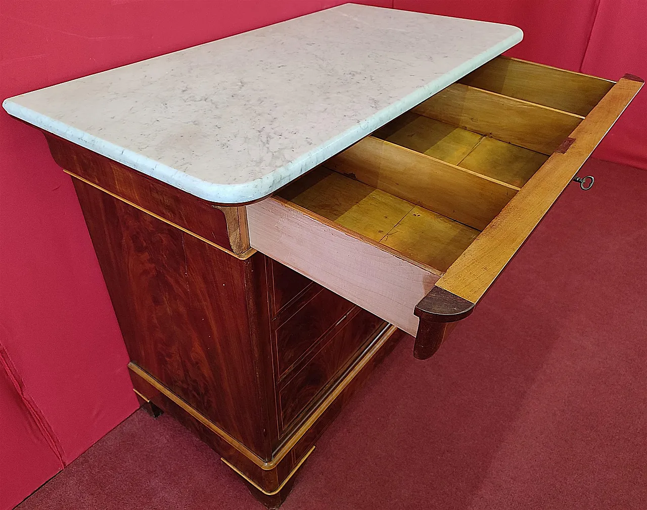 Small mahogany dresser with marble top, 19th century 5