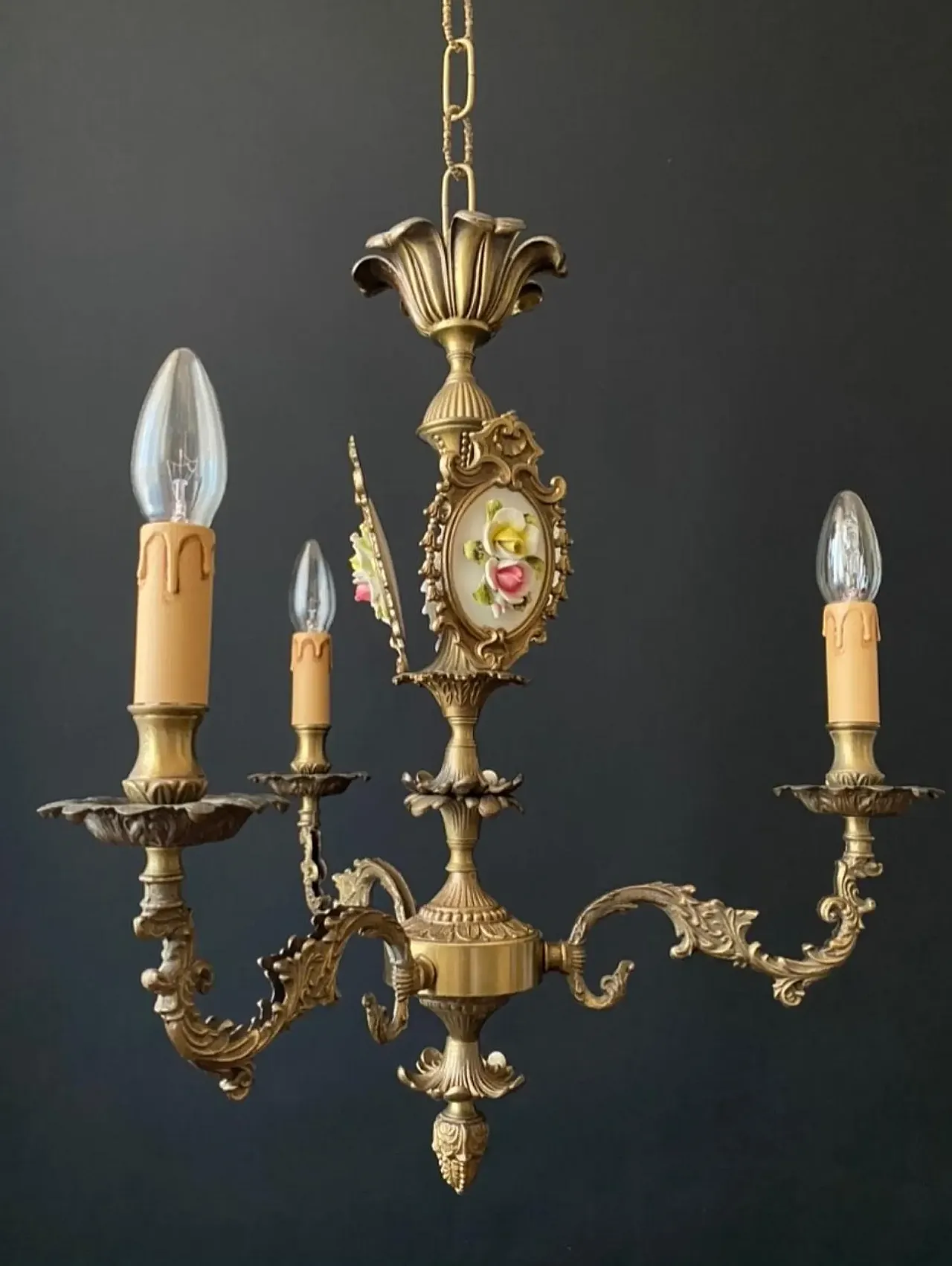 Chandelier with ceramic decorations, 1960s 1