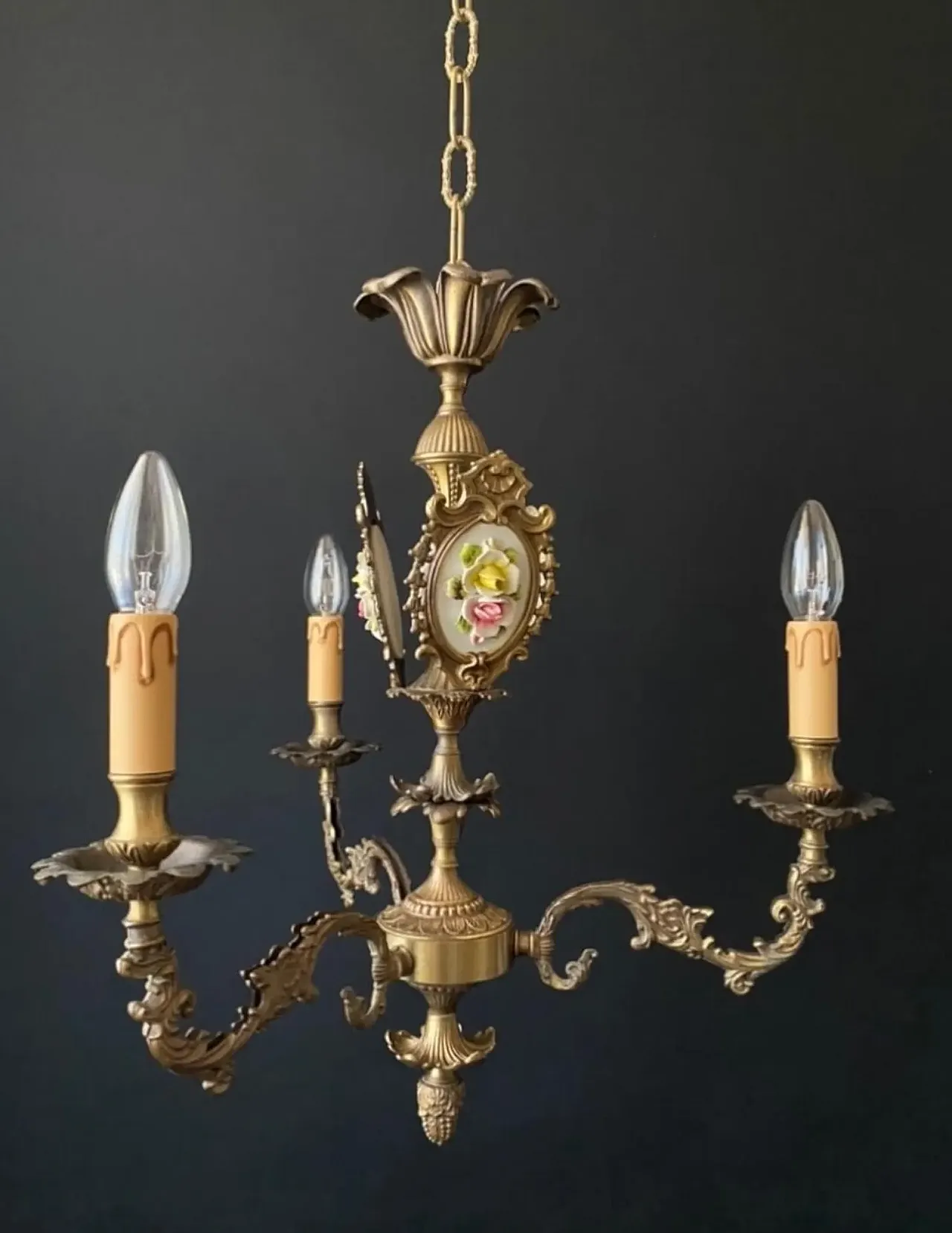 Chandelier with ceramic decorations, 1960s 3
