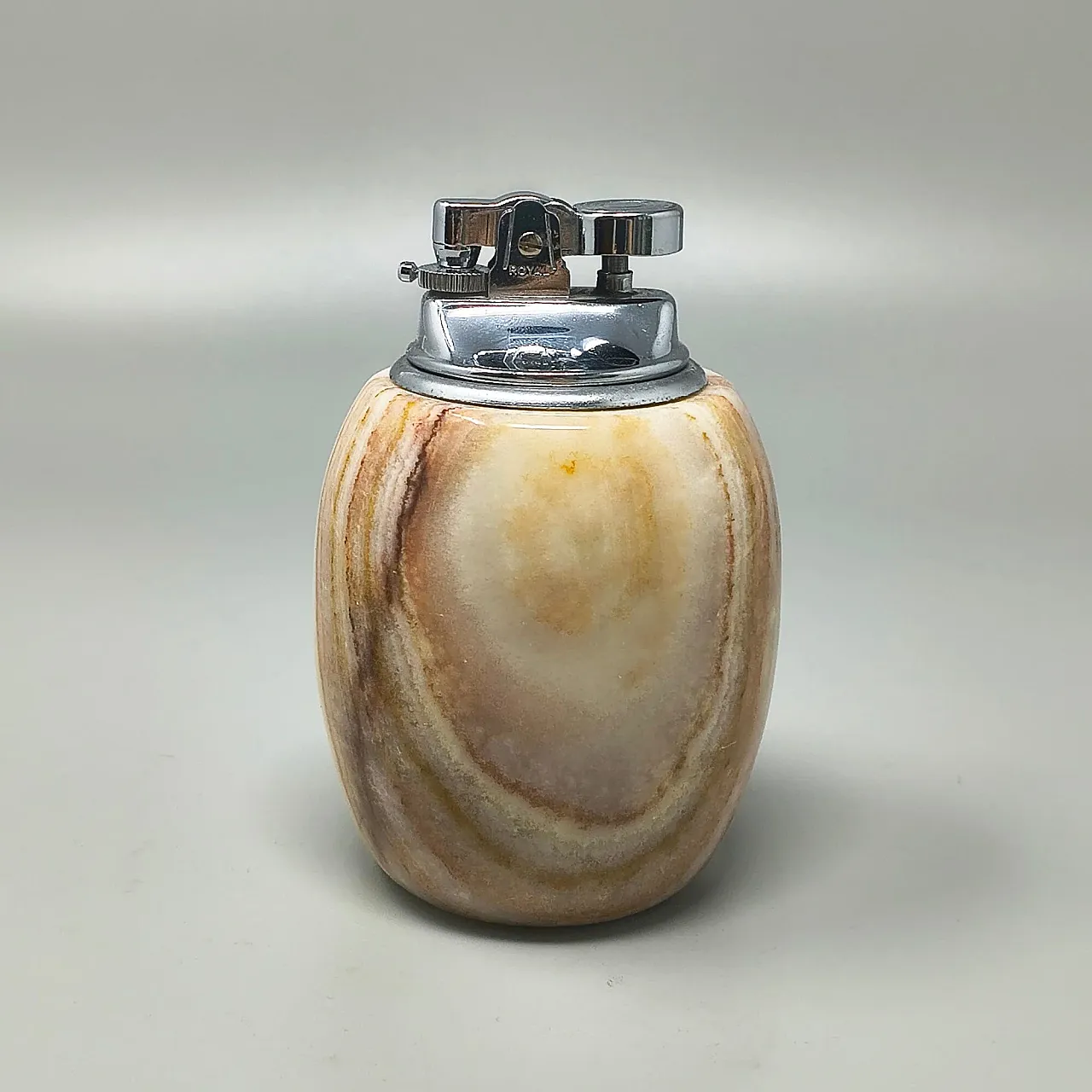 Mid-Century Modern onyx lighter and ashtray, 1960s 3