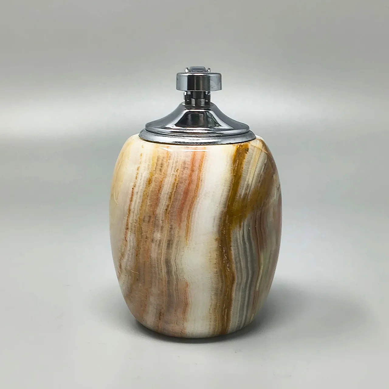 Mid-Century Modern onyx lighter and ashtray, 1960s 5
