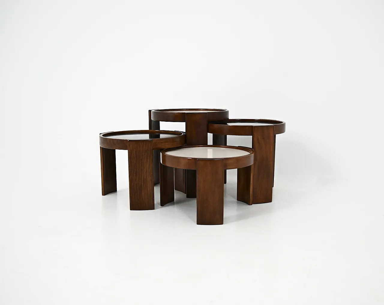 4 tavolini modello 780 di Gianfranco Frattini per Cassina, anni '60 1