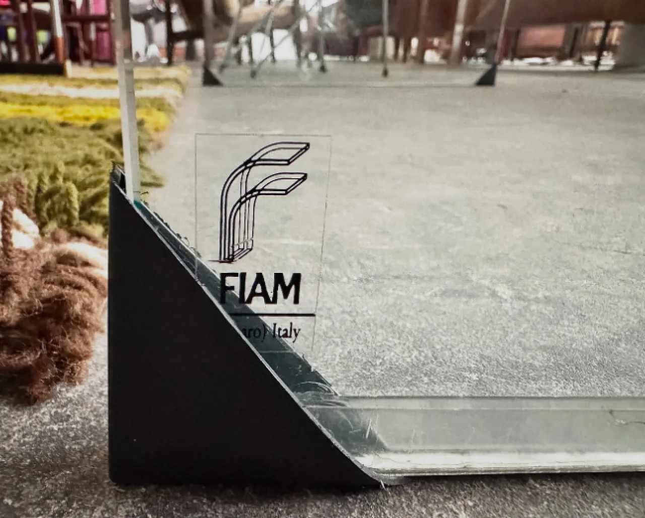 Fiam curved glass waterfall effect coffee table, 1980s 2