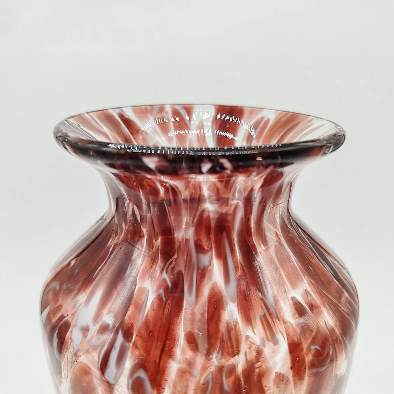 Pair of handmade vases in Murano glass, 1960s 4