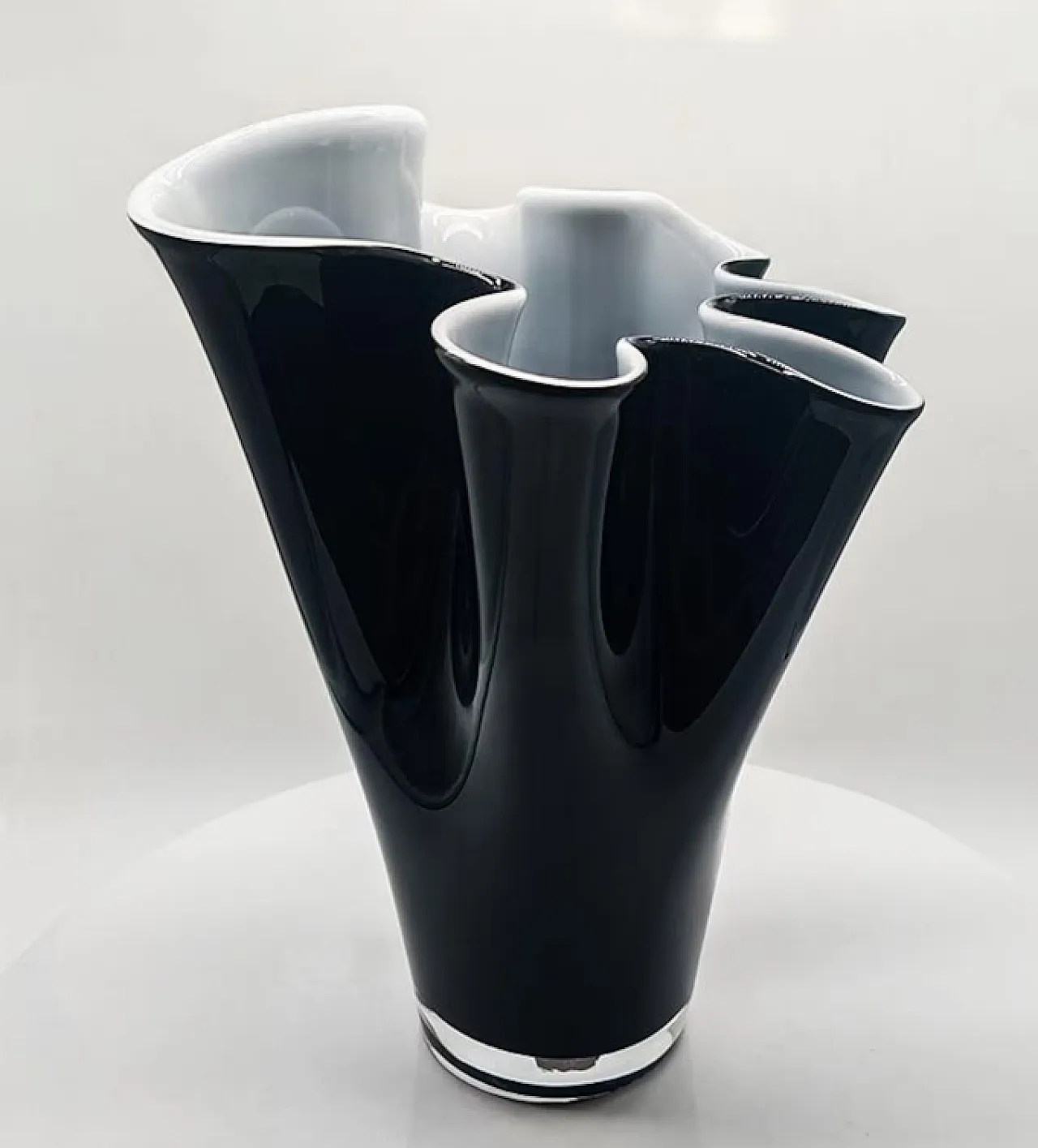 Fazzoletto vase in Murano glass, 1960s 2