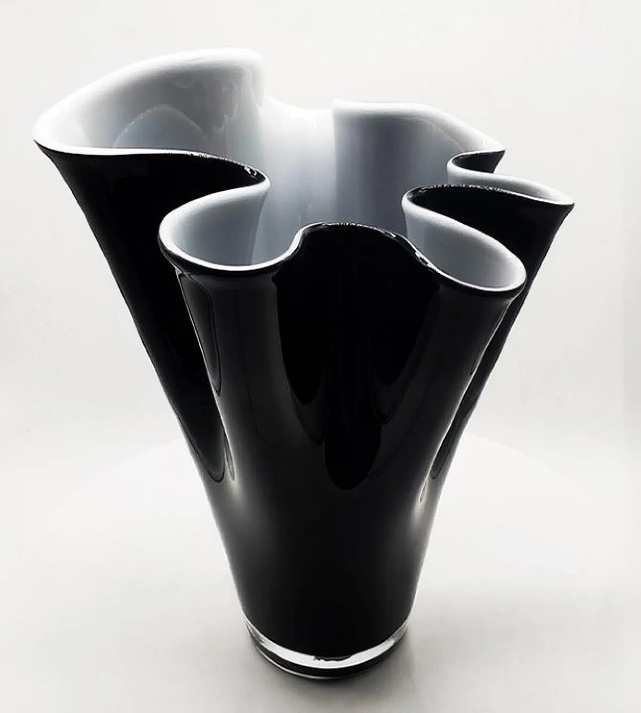 Fazzoletto vase in Murano glass, 1960s 5