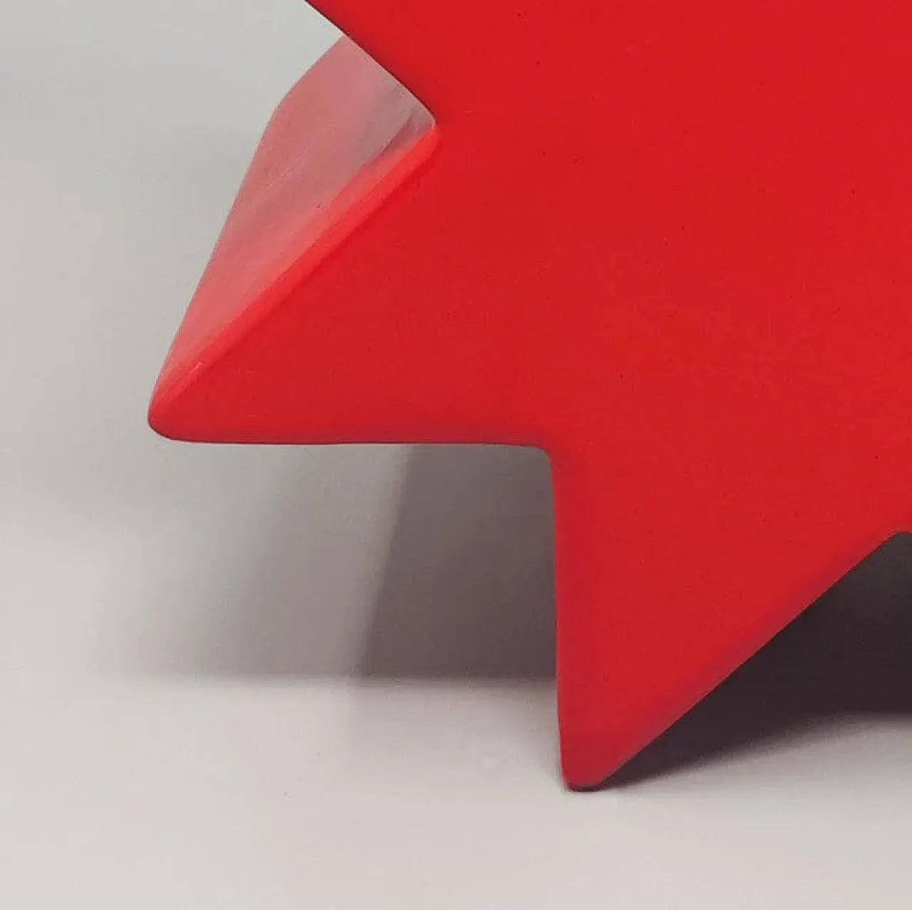 Vaso in ceramica Hsing di Ettore Sottsass per Alessio Sarri, anni '80 8