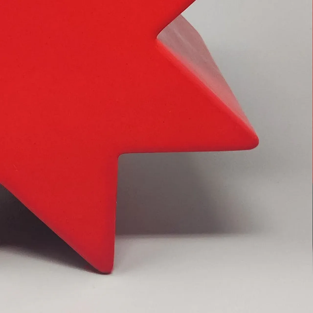 Vaso in ceramica Hsing di Ettore Sottsass per Alessio Sarri, anni '80 9