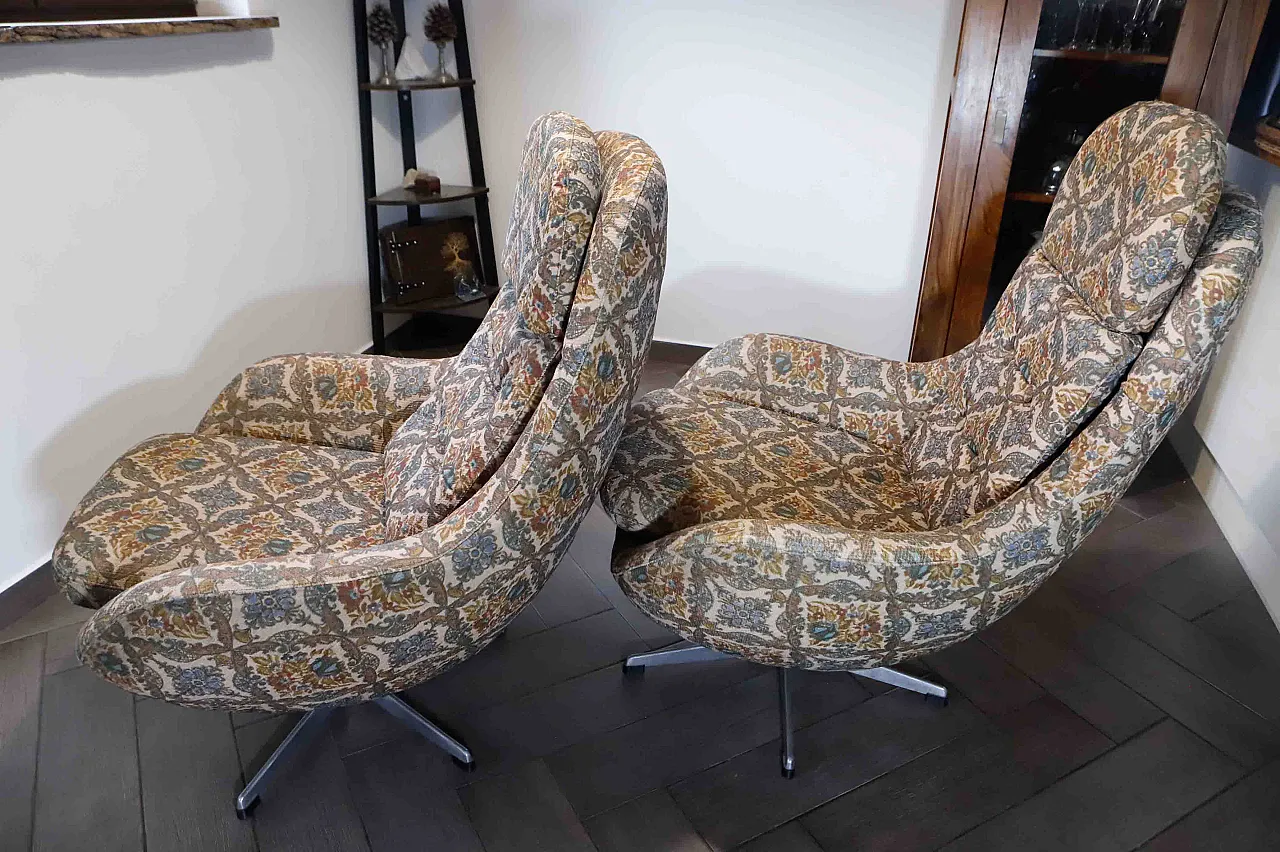 Pair of High-Back Swivel Armchairs with Abstract Upholstery, 70s 4