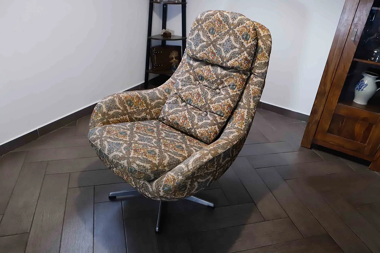 Pair of High-Back Swivel Armchairs with Abstract Upholstery, 70s 5