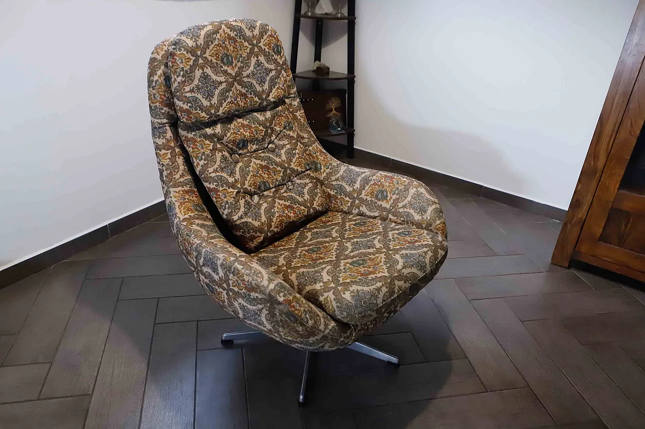 Pair of High-Back Swivel Armchairs with Abstract Upholstery, 70s 9