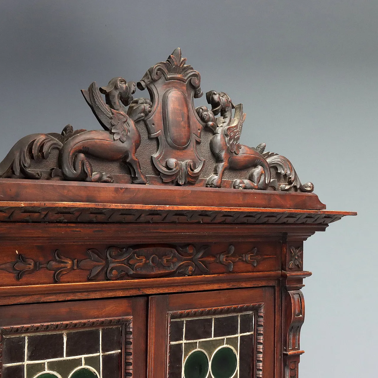 Double body sideboard in Neo-Renaissance style in walnut, 19th century 7