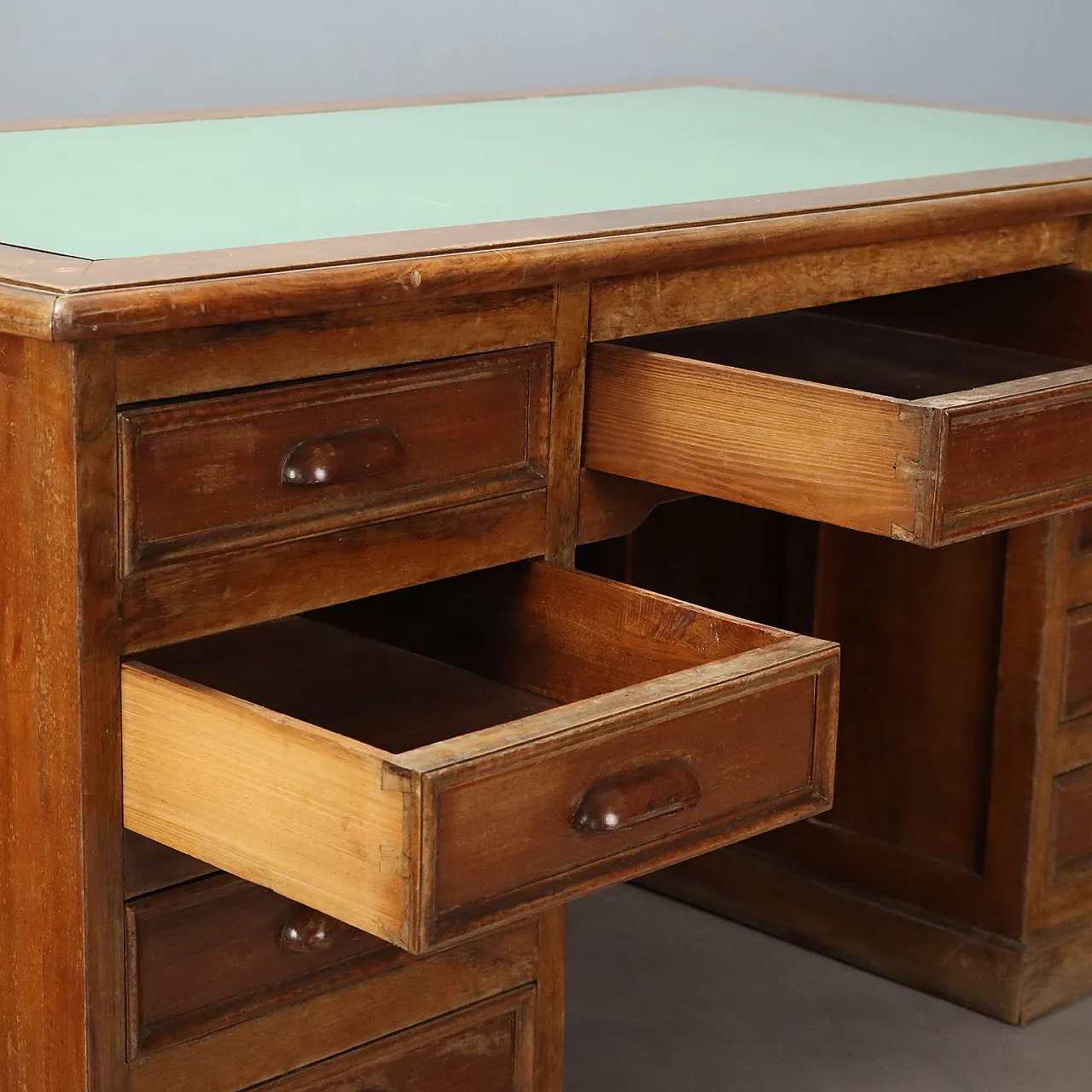 Walnut desk with green insert, early 20th century 3