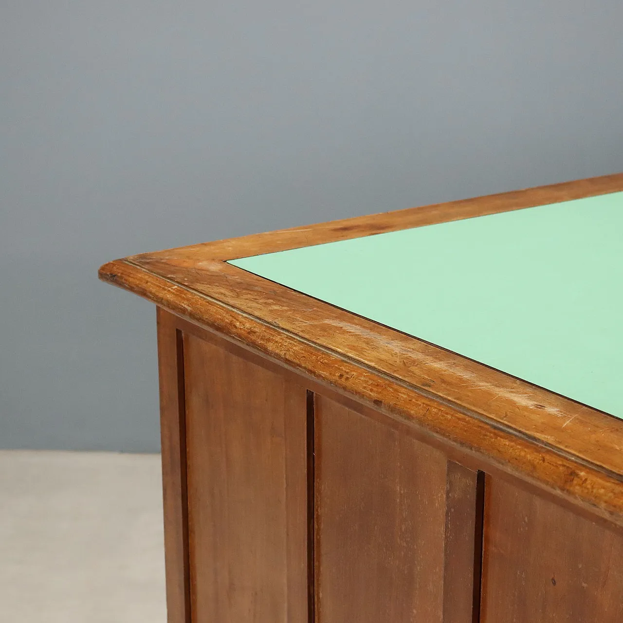 Walnut desk with green insert, early 20th century 5