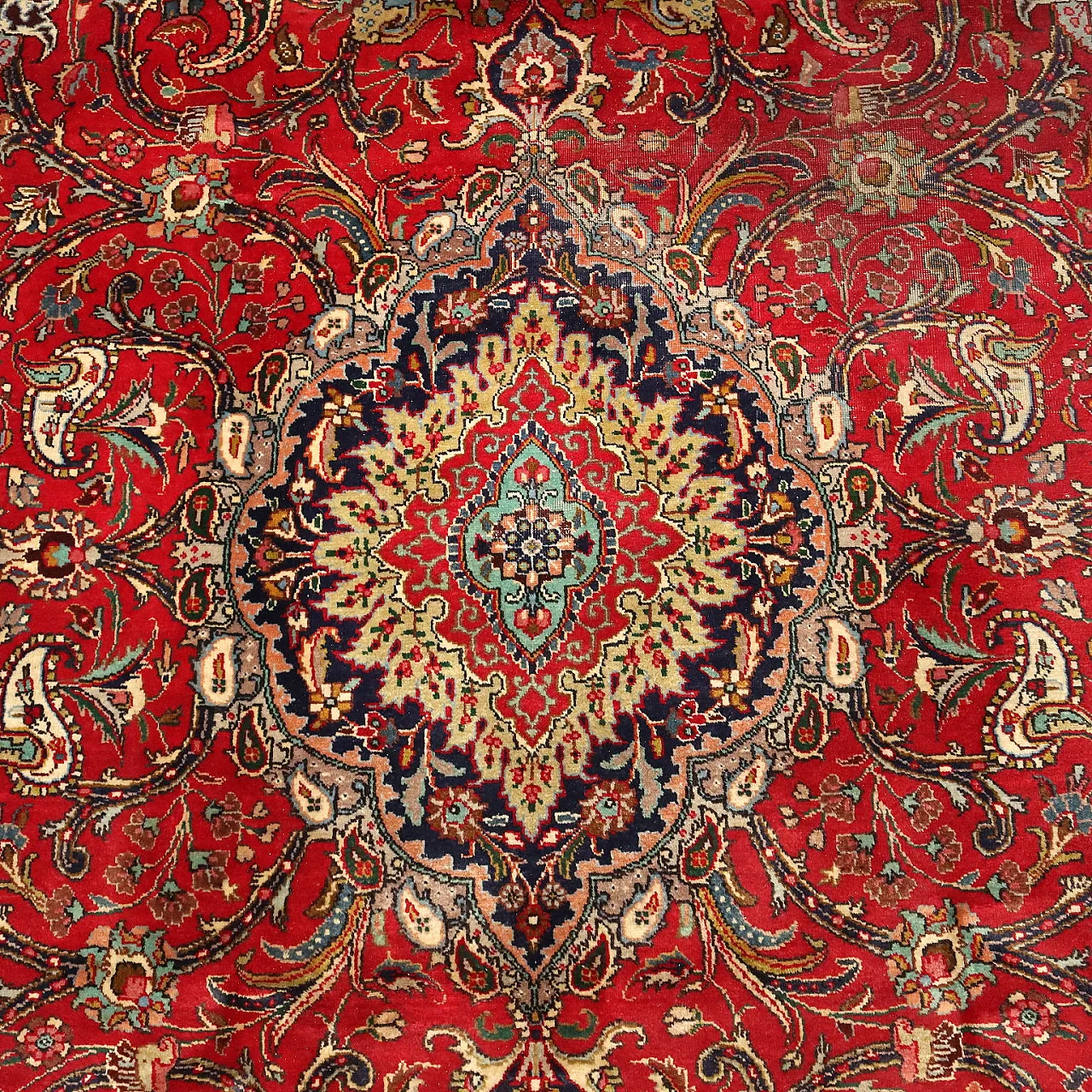 Tabriz rug in cotton and wool, 20th century 5