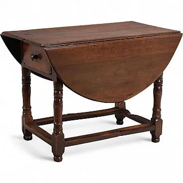Walnut band table, 18th century