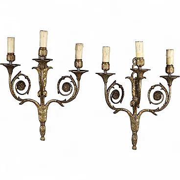 Pair of Neoclassical style sconces in gilded bronze, 20th century