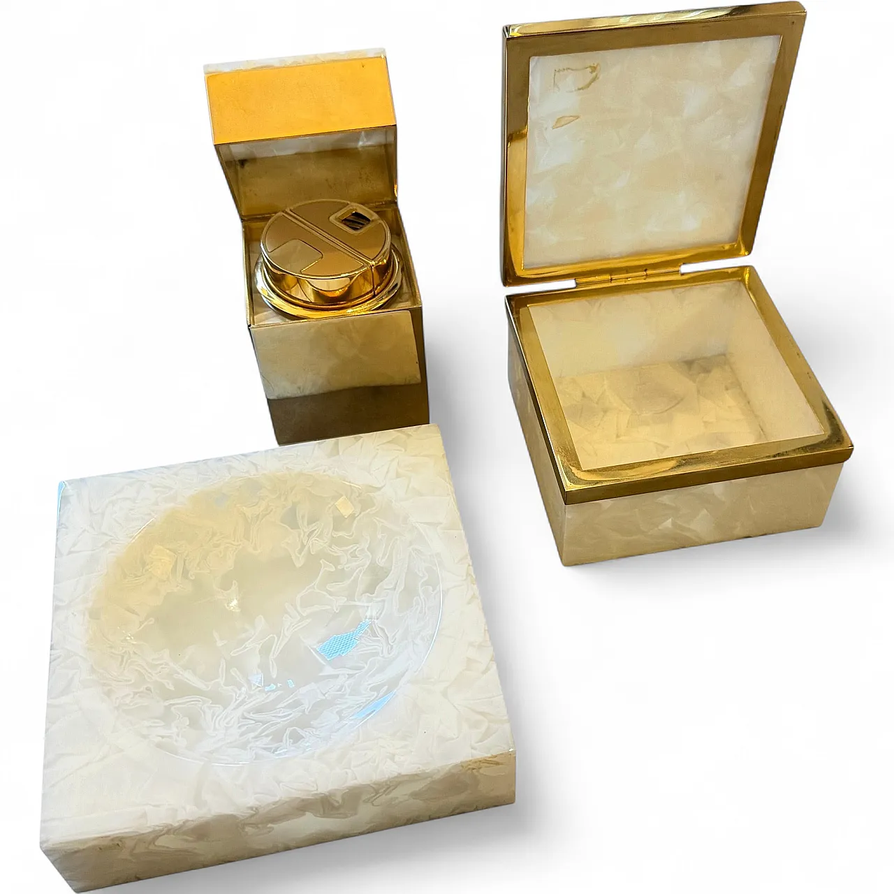 Faux mother pearl lucite and brass smoking set, 1970s 12