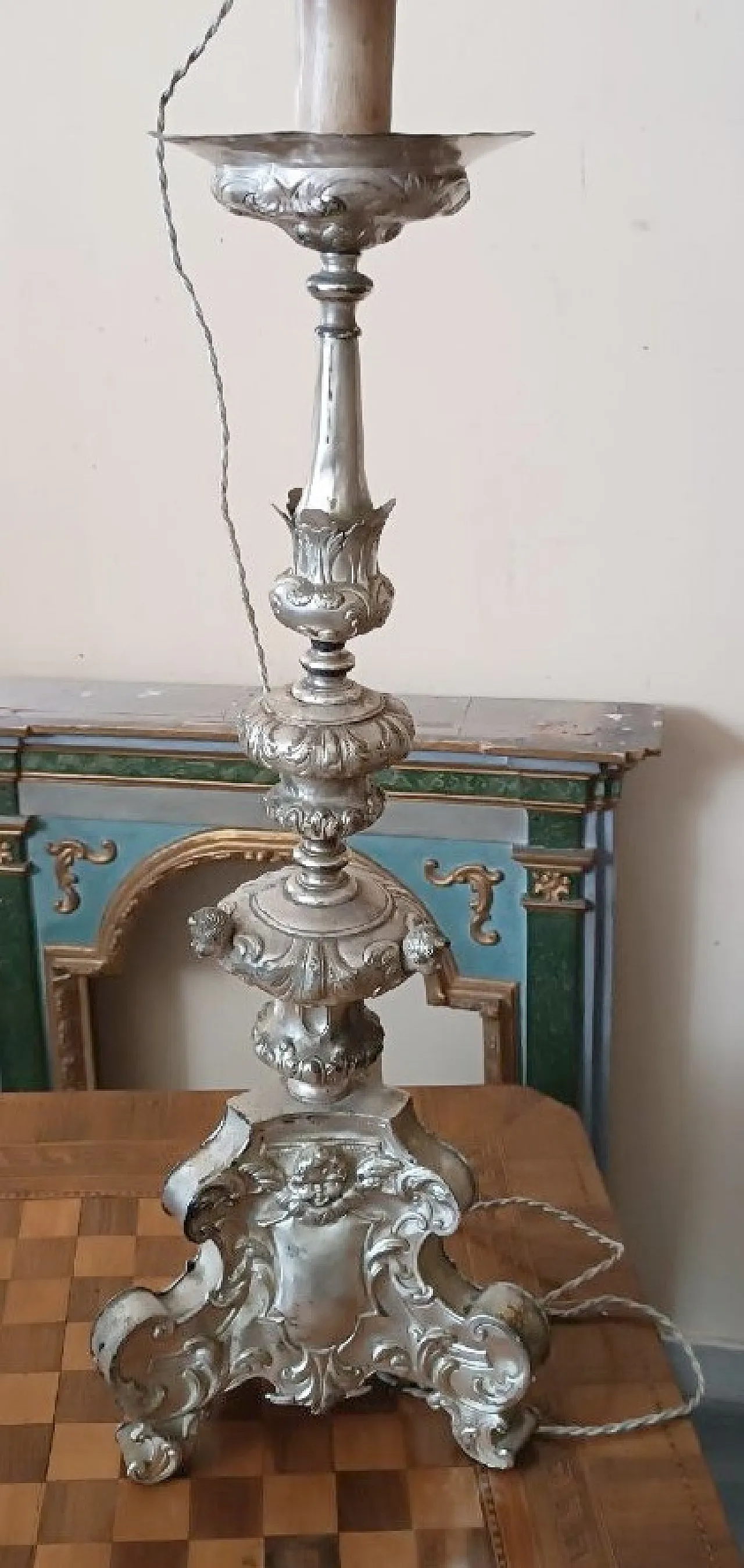 Lampada in metallo argentato, '700 2