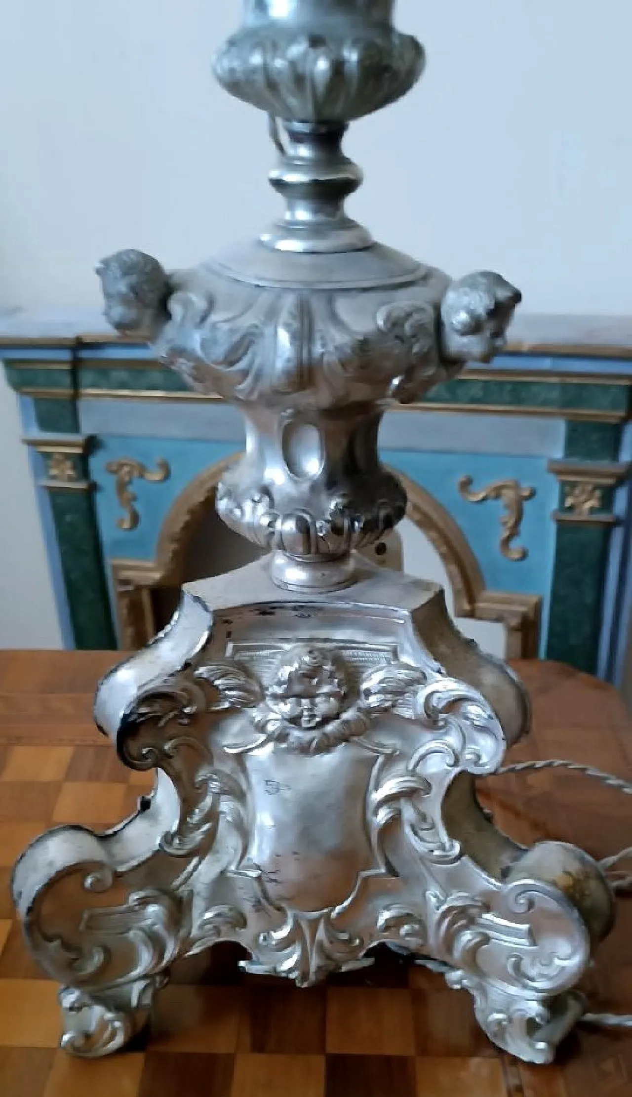 Lampada in metallo argentato, '700 4