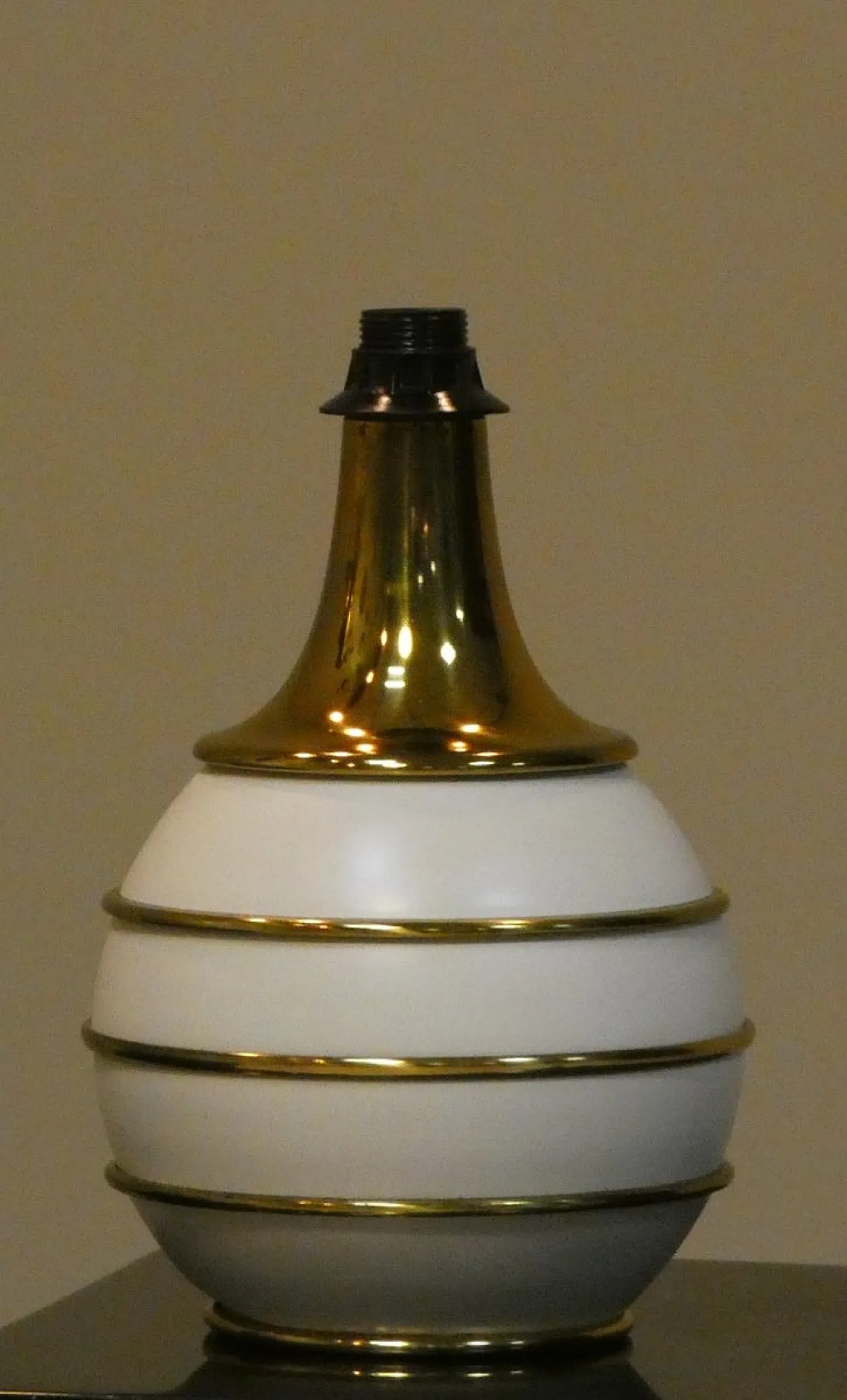 Pair of table lamps with brass details by Tommaso Barbi, 1970s 5